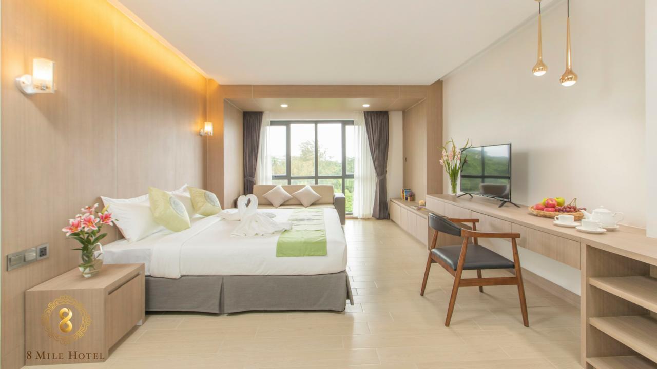 8 Mile Hotel Rangum Exterior foto